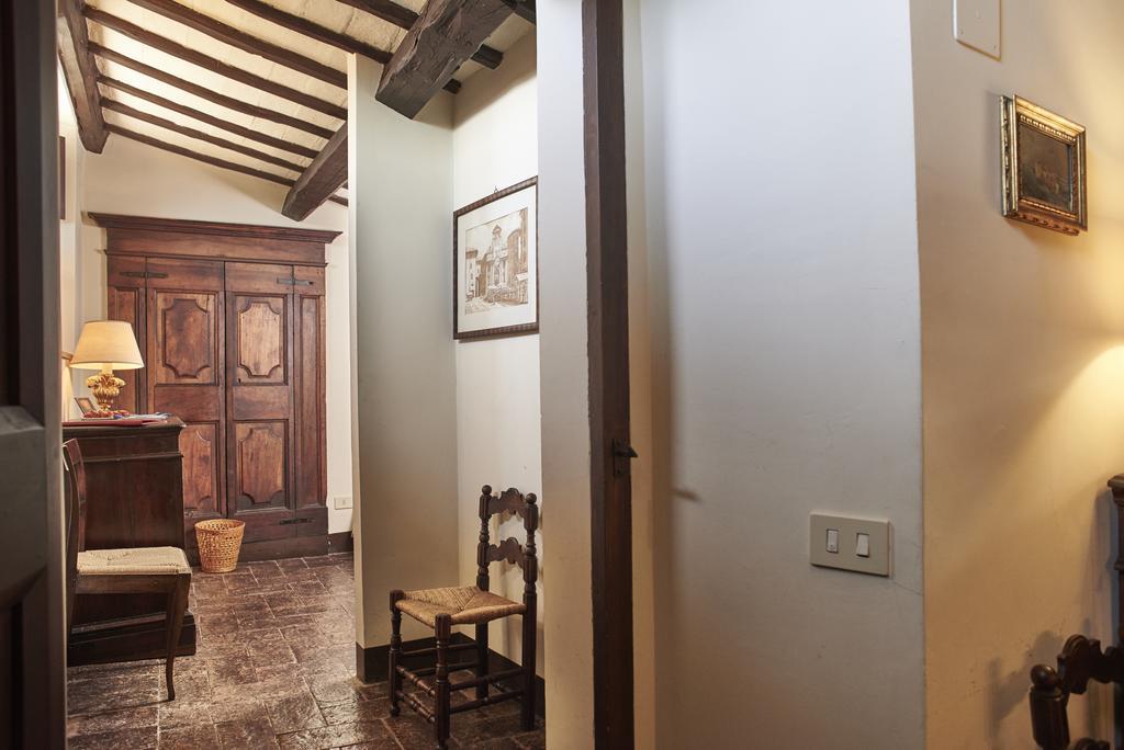 Residenza D'Epoca Eremo Delle Grazie 호텔 몬텔루코 객실 사진