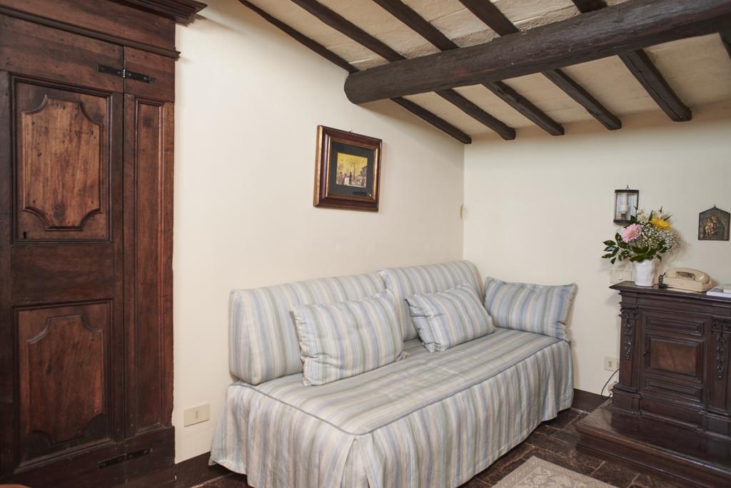 Residenza D'Epoca Eremo Delle Grazie 호텔 몬텔루코 객실 사진