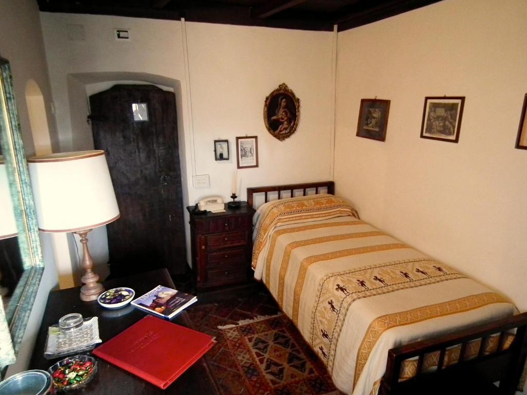 Residenza D'Epoca Eremo Delle Grazie 호텔 몬텔루코 외부 사진