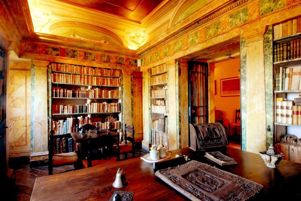 Residenza D'Epoca Eremo Delle Grazie 호텔 몬텔루코 외부 사진