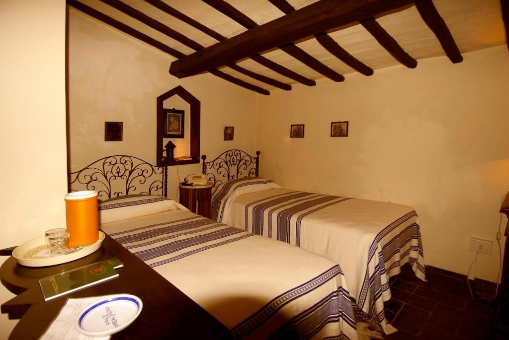 Residenza D'Epoca Eremo Delle Grazie 호텔 몬텔루코 객실 사진