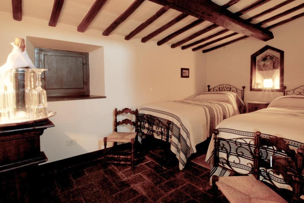 Residenza D'Epoca Eremo Delle Grazie 호텔 몬텔루코 객실 사진