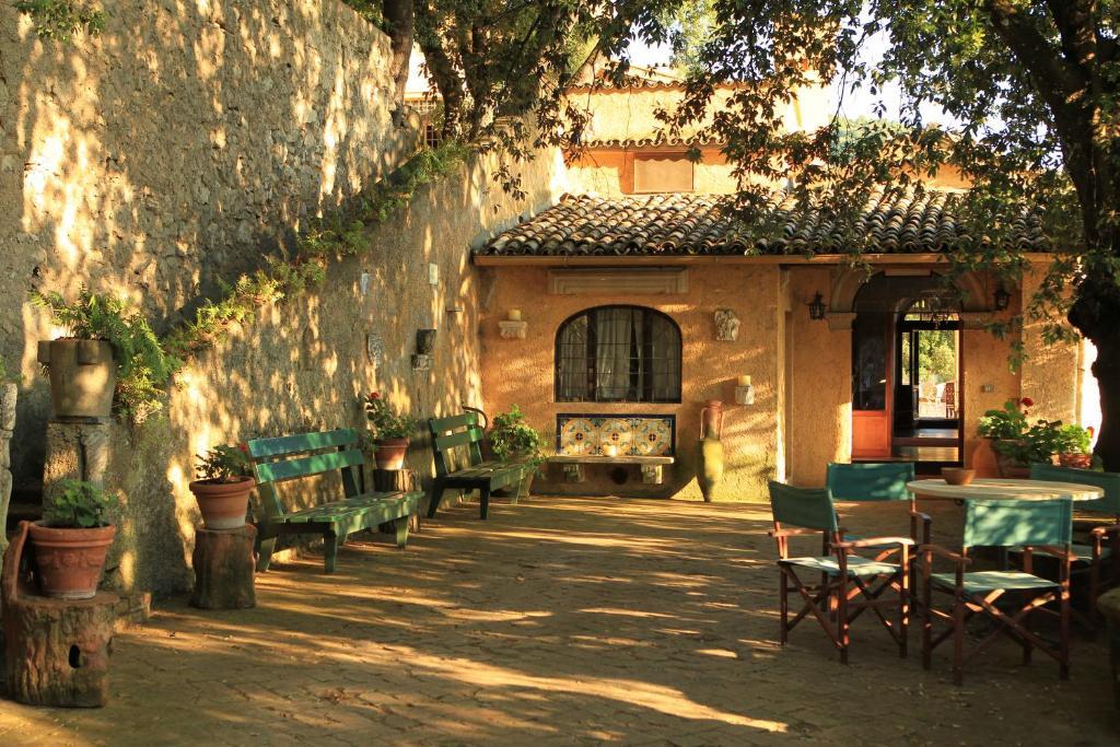 Residenza D'Epoca Eremo Delle Grazie 호텔 몬텔루코 외부 사진